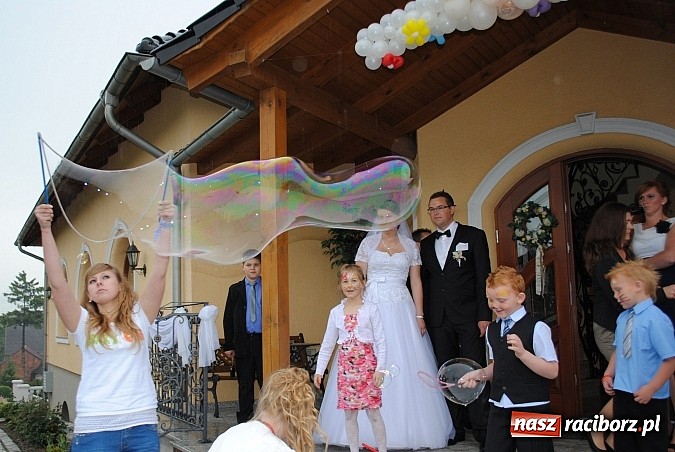 Zdjęcie w galerii na portalu naszraciborz.pl: W Crazy Club słońce świeci cały rok wiadomości z regionu