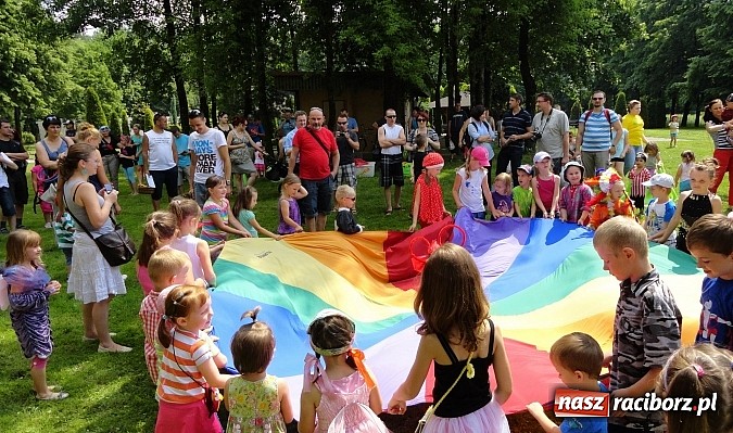 Zdjęcie w galerii na portalu naszraciborz.pl: W Crazy Club słońce świeci cały rok wiadomości z regionu