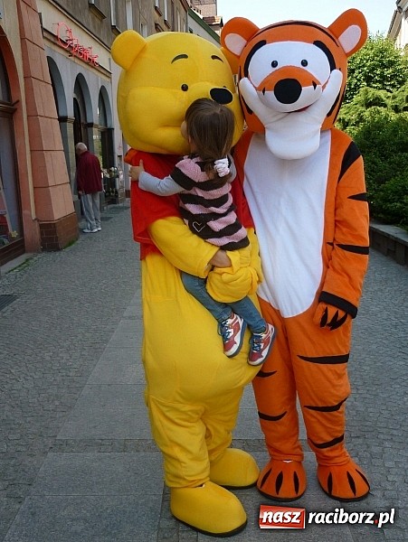 Zdjęcie w galerii na portalu naszraciborz.pl: W Crazy Club słońce świeci cały rok wiadomości z regionu