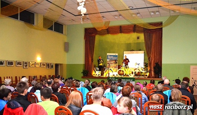 Zdjęcie w galerii na portalu naszraciborz.pl: Jako nasi ojcowie na kole jechali wiadomości z regionu