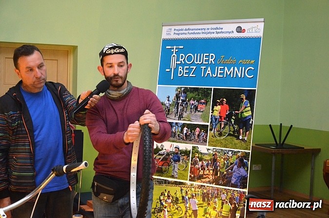 Zdjęcie w galerii na portalu naszraciborz.pl: Jako nasi ojcowie na kole jechali wiadomości z regionu