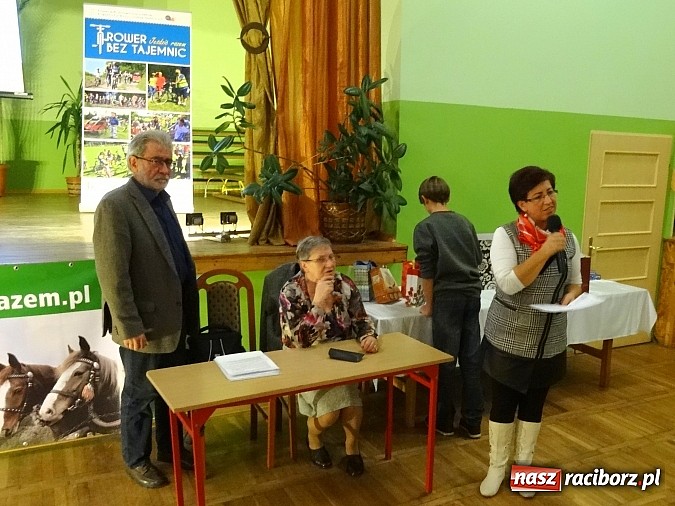 Zdjęcie w galerii na portalu naszraciborz.pl: Jako nasi ojcowie na kole jechali wiadomości z regionu