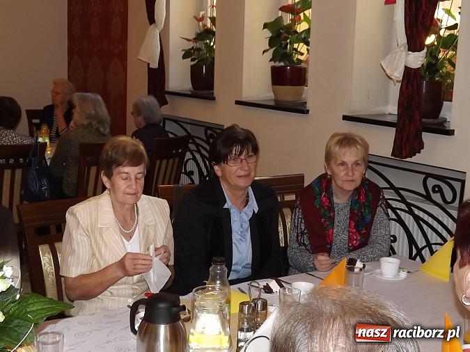 Zdjęcie w galerii na portalu naszraciborz.pl: Jesień życia też może być piękna. Dzień Seniora w restauracji Raciborskiej wiadomości z regionu
