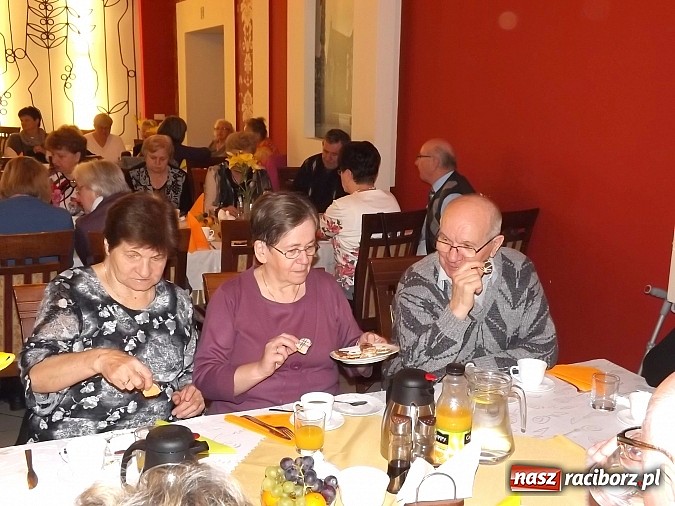 Zdjęcie w galerii na portalu naszraciborz.pl: Jesień życia też może być piękna. Dzień Seniora w restauracji Raciborskiej wiadomości z regionu