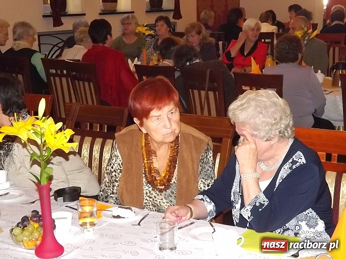 Zdjęcie w galerii na portalu naszraciborz.pl: Jesień życia też może być piękna. Dzień Seniora w restauracji Raciborskiej wiadomości z regionu