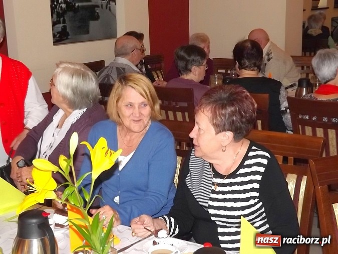 Zdjęcie w galerii na portalu naszraciborz.pl: Jesień życia też może być piękna. Dzień Seniora w restauracji Raciborskiej wiadomości z regionu
