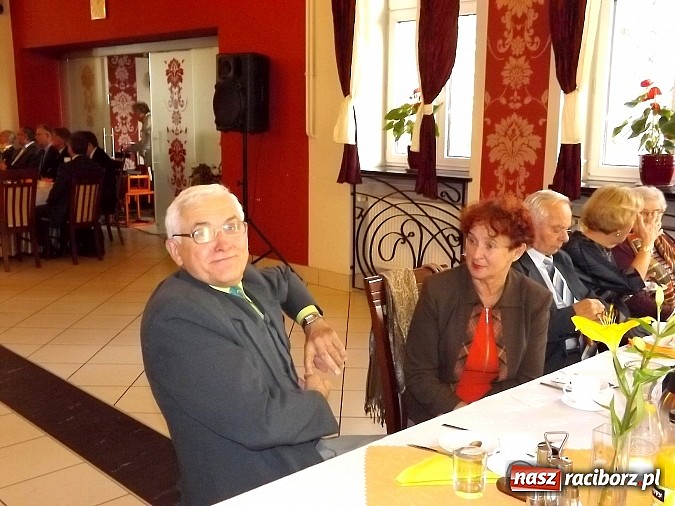 Zdjęcie w galerii na portalu naszraciborz.pl: Jesień życia też może być piękna. Dzień Seniora w restauracji Raciborskiej wiadomości z regionu