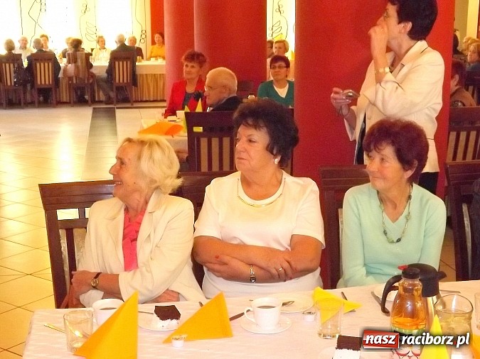 Zdjęcie w galerii na portalu naszraciborz.pl: Jesień życia też może być piękna. Dzień Seniora w restauracji Raciborskiej wiadomości z regionu