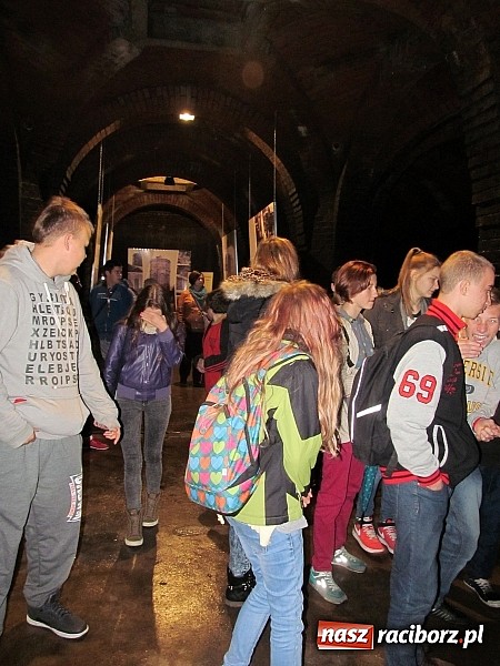 Zdjęcie w galerii na portalu naszraciborz.pl: Uczniowie G5 w ZWiK wiadomości z regionu