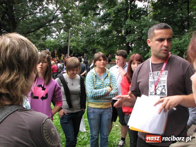 Zdjęcie w galerii na portalu naszraciborz.pl: Wyjechał II turnus do Pleśnej wiadomości z regionu