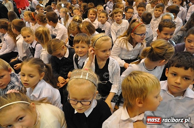 Zdjęcie w galerii na portalu naszraciborz.pl: W Krzanowicach zorganizowano dziś VIII międzynarodowy konkurs gwary laskiej wiadomości z regionu