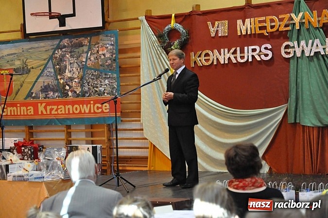 Zdjęcie w galerii na portalu naszraciborz.pl: W Krzanowicach zorganizowano dziś VIII międzynarodowy konkurs gwary laskiej wiadomości z regionu