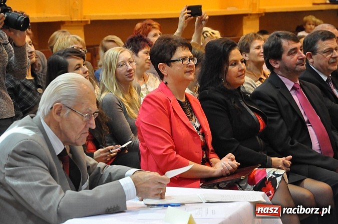 Zdjęcie w galerii na portalu naszraciborz.pl: W Krzanowicach zorganizowano dziś VIII międzynarodowy konkurs gwary laskiej wiadomości z regionu