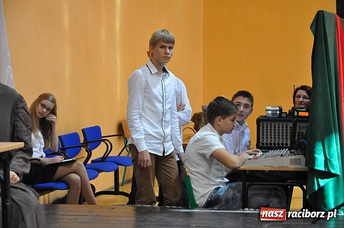 Zdjęcie w galerii na portalu naszraciborz.pl: W Krzanowicach zorganizowano dziś VIII międzynarodowy konkurs gwary laskiej wiadomości z regionu