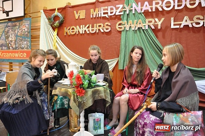 Zdjęcie w galerii na portalu naszraciborz.pl: W Krzanowicach zorganizowano dziś VIII międzynarodowy konkurs gwary laskiej wiadomości z regionu