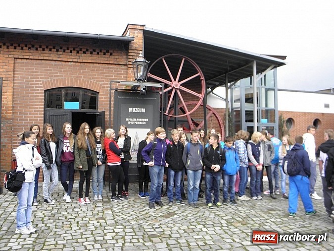 Zdjęcie w galerii na portalu naszraciborz.pl: Gimnazjum na Ostrogu realizuje kolejny polsko-czeski projekt  wiadomości z regionu