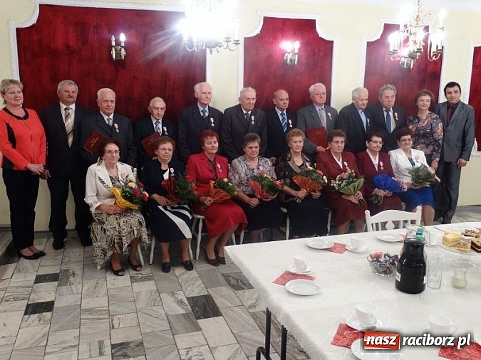 Zdjęcie w galerii na portalu naszraciborz.pl: Złote gody w Kuźni Raciborskiej wiadomości z regionu