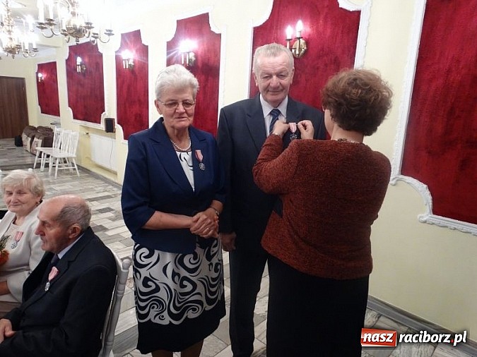 Zdjęcie w galerii na portalu naszraciborz.pl: Złote gody w Kuźni Raciborskiej wiadomości z regionu