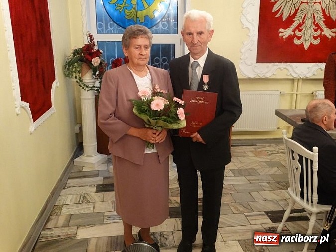 Zdjęcie w galerii na portalu naszraciborz.pl: Złote gody w Kuźni Raciborskiej wiadomości z regionu