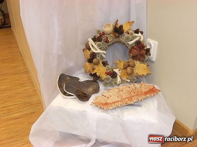 Zdjęcie w galerii na portalu naszraciborz.pl: Podopieczni ŚDS-u pokazali swoje prace radnym powiatu wiadomości z regionu