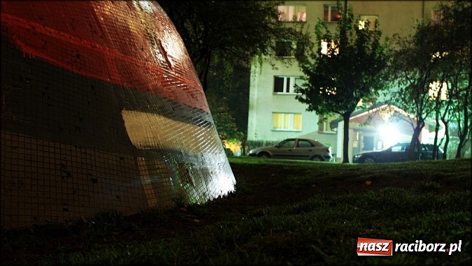 Zdjęcie w galerii na portalu naszraciborz.pl: Grupa VAG Racibórz zamieniła stare igloo w garbusa  wiadomości z regionu