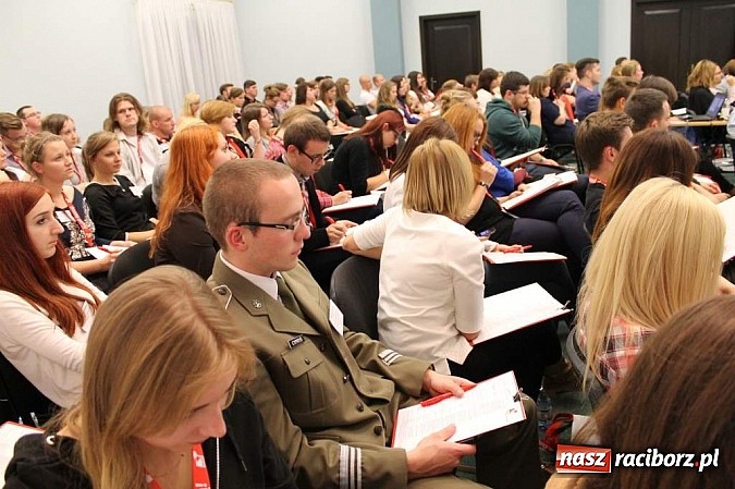 Zdjęcie w galerii na portalu naszraciborz.pl: Studenci PWSZ przygotowują się do projektu rejestracji potencjalnych Dawców szpiku! wiadomości z regionu