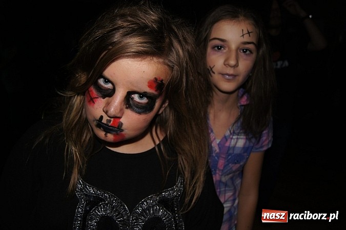 Zdjęcie w galerii na portalu naszraciborz.pl: Strefowicze straszyli na imprezie halloweenowej  wiadomości z regionu
