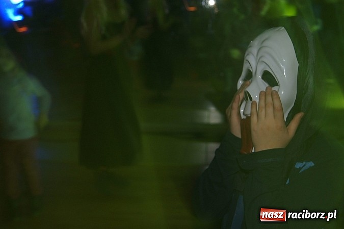 Zdjęcie w galerii na portalu naszraciborz.pl: Strefowicze straszyli na imprezie halloweenowej  wiadomości z regionu