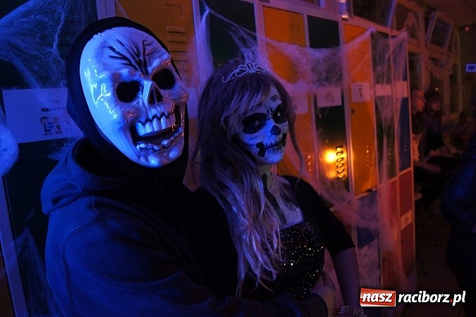 Zdjęcie w galerii na portalu naszraciborz.pl: Strefowicze straszyli na imprezie halloweenowej  wiadomości z regionu
