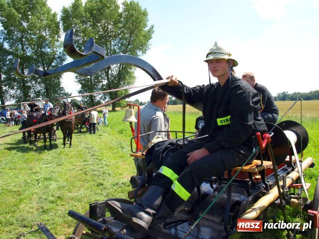 Zdjęcie w galerii na portalu naszraciborz.pl: Wieś się bawi, miasto śpi wiadomości z regionu