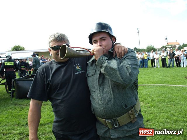 Zdjęcie w galerii na portalu naszraciborz.pl: Wieś się bawi, miasto śpi wiadomości z regionu