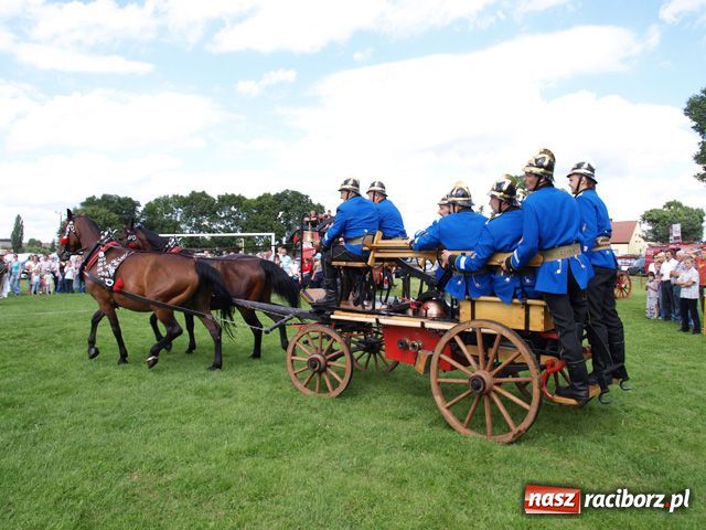 Zdjęcie w galerii na portalu naszraciborz.pl: Wieś się bawi, miasto śpi wiadomości z regionu