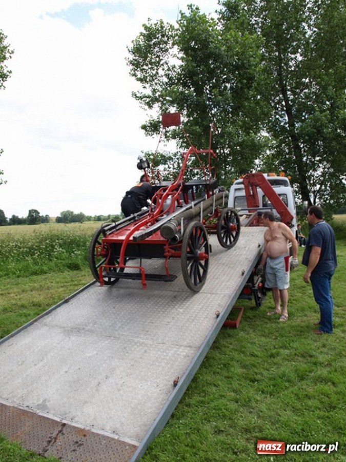 Zdjęcie w galerii na portalu naszraciborz.pl: Wieś się bawi, miasto śpi wiadomości z regionu