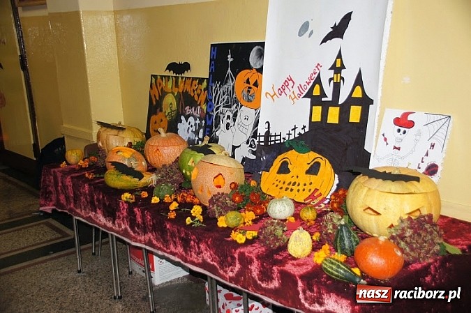 Zdjęcie w galerii na portalu naszraciborz.pl: Halloween w Zespole Szkół Zawodowych wiadomości z regionu