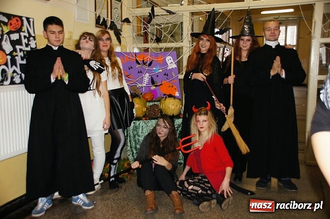 Zdjęcie w galerii na portalu naszraciborz.pl: Halloween w Zespole Szkół Zawodowych wiadomości z regionu