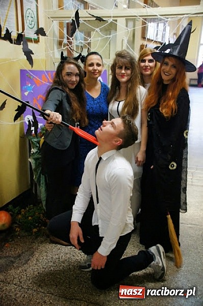 Zdjęcie w galerii na portalu naszraciborz.pl: Halloween w Zespole Szkół Zawodowych wiadomości z regionu