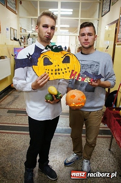 Zdjęcie w galerii na portalu naszraciborz.pl: Halloween w Zespole Szkół Zawodowych wiadomości z regionu