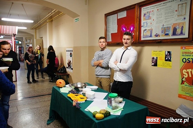 Zdjęcie w galerii na portalu naszraciborz.pl: Halloween w Zespole Szkół Zawodowych wiadomości z regionu