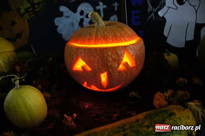 Zdjęcie w galerii na portalu naszraciborz.pl: Halloween w Zespole Szkół Zawodowych wiadomości z regionu