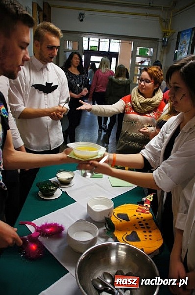 Zdjęcie w galerii na portalu naszraciborz.pl: Halloween w Zespole Szkół Zawodowych wiadomości z regionu