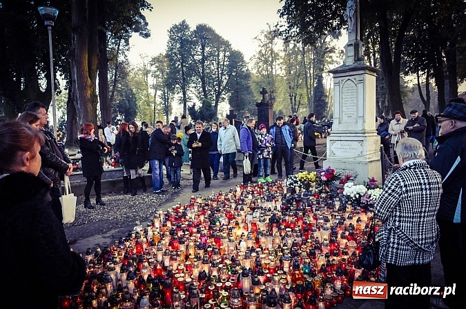 Zdjęcie w galerii na portalu naszraciborz.pl: Wszystkich Świętych na cmentarzu Jeruzalem wiadomości z regionu