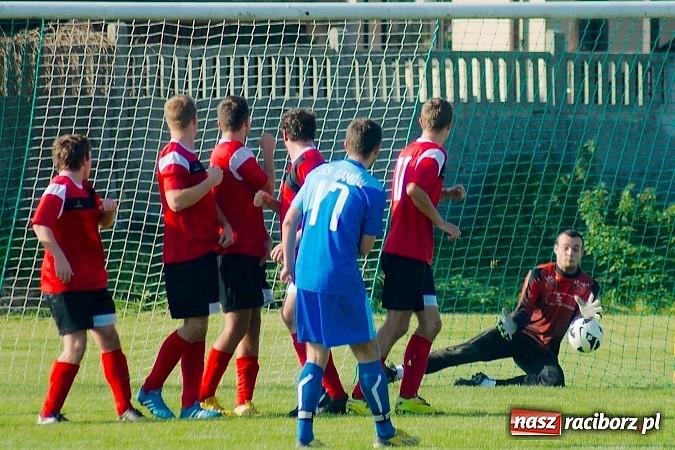 Zdjęcie w galerii na portalu naszraciborz.pl: A klasa: Udana pogoń Studziennej. Gamów na kolanach wiadomości z regionu