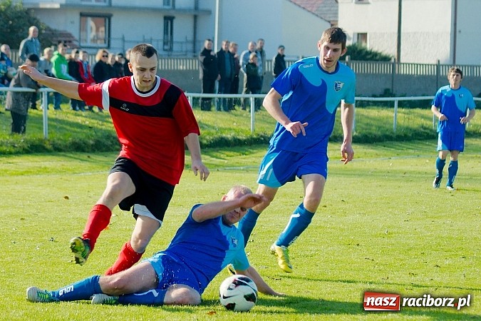 Zdjęcie w galerii na portalu naszraciborz.pl: A klasa: Udana pogoń Studziennej. Gamów na kolanach wiadomości z regionu