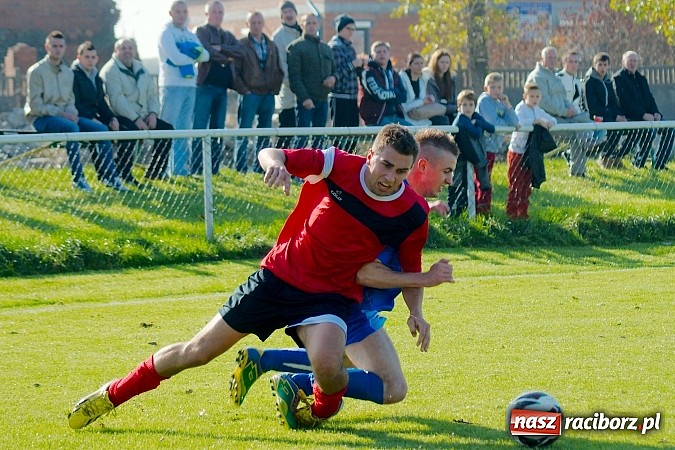 Zdjęcie w galerii na portalu naszraciborz.pl: A klasa: Udana pogoń Studziennej. Gamów na kolanach wiadomości z regionu
