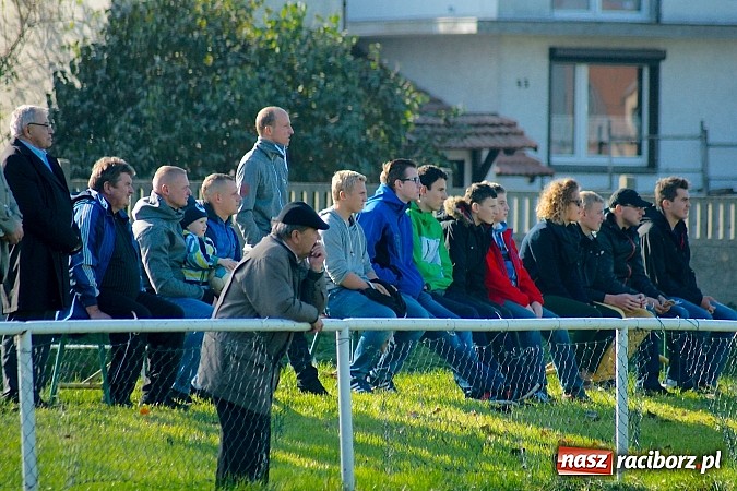 Zdjęcie w galerii na portalu naszraciborz.pl: A klasa: Udana pogoń Studziennej. Gamów na kolanach wiadomości z regionu