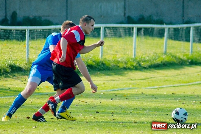 Zdjęcie w galerii na portalu naszraciborz.pl: A klasa: Udana pogoń Studziennej. Gamów na kolanach wiadomości z regionu