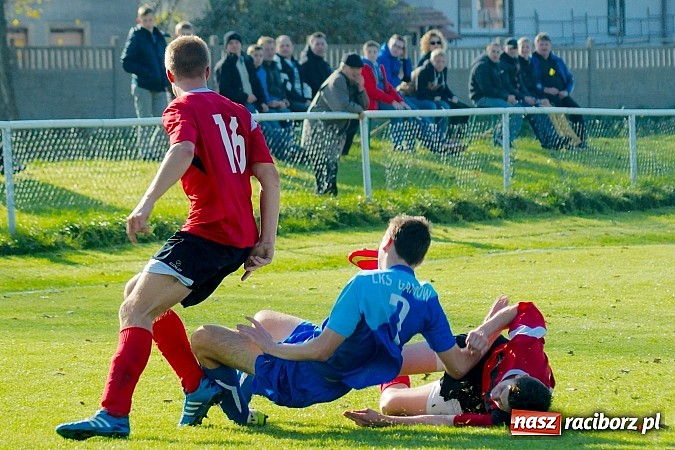 Zdjęcie w galerii na portalu naszraciborz.pl: A klasa: Udana pogoń Studziennej. Gamów na kolanach wiadomości z regionu