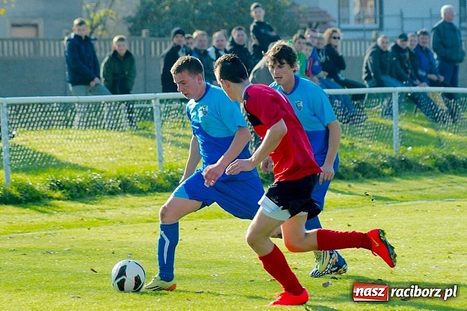 Zdjęcie w galerii na portalu naszraciborz.pl: A klasa: Udana pogoń Studziennej. Gamów na kolanach wiadomości z regionu