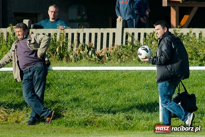 Zdjęcie w galerii na portalu naszraciborz.pl: A klasa: Udana pogoń Studziennej. Gamów na kolanach wiadomości z regionu