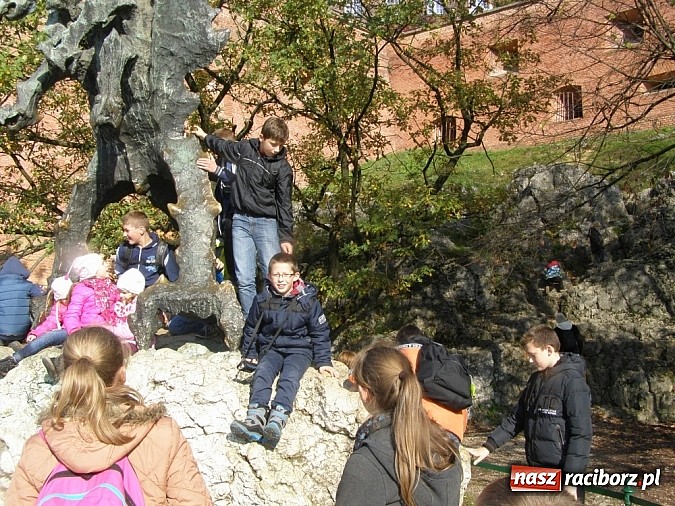 Zdjęcie w galerii na portalu naszraciborz.pl: Z nami tw&oacute;rczo płynie czas - wycieczka do Krakowa wiadomości z regionu